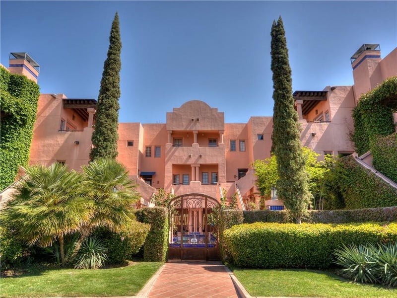 Virtual tour of 1506 W 13th ST Unit #3