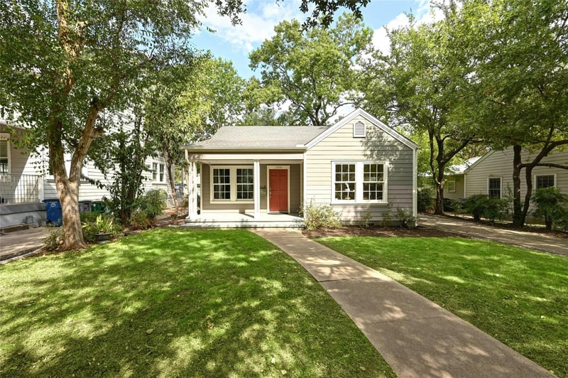 Virtual tour of 1506 W 30th St