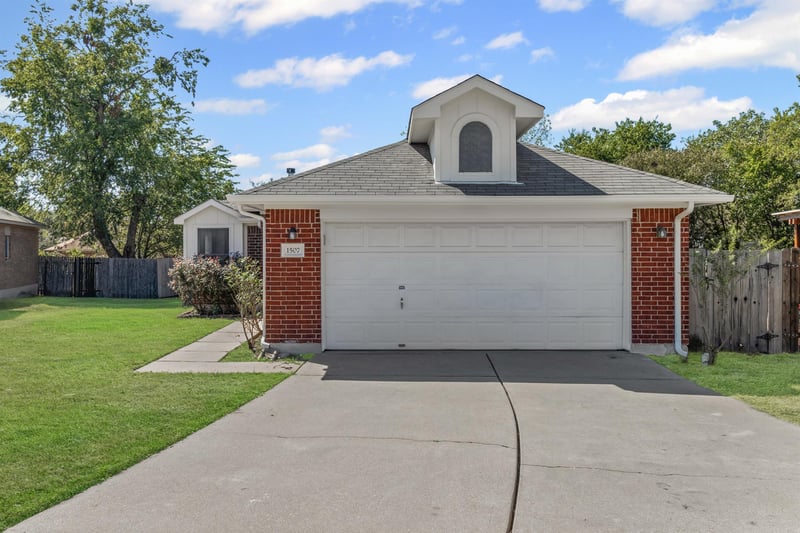 Virtual tour of 1507 Blue Willow Ct