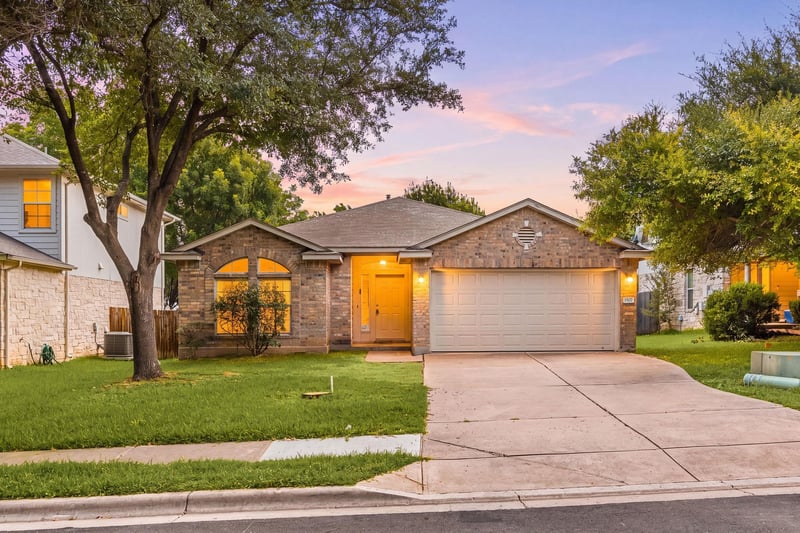 Virtual tour of 1507 Fort Lloyd PL