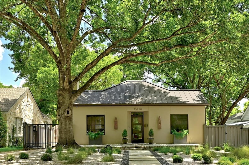 Virtual tour of 1508 W 29th ST