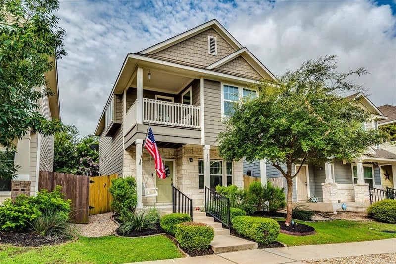 Virtual tour of 151 Friendship Oak DR