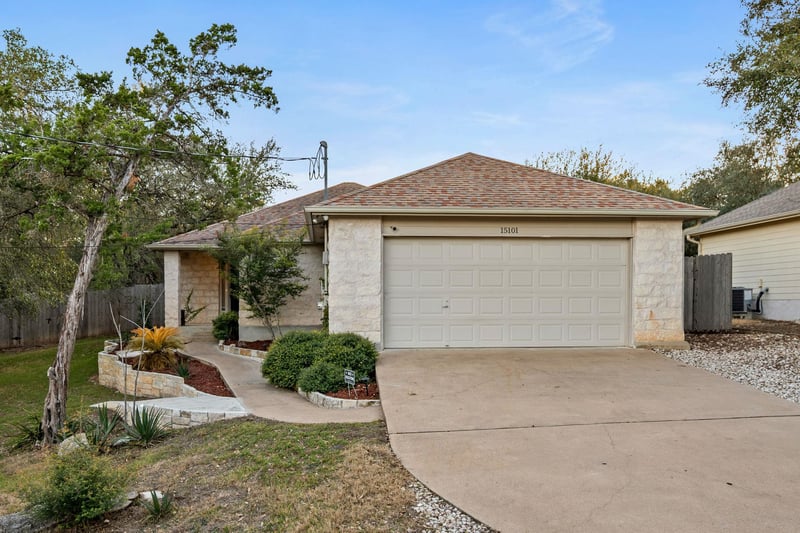 Virtual tour of 15101 N Flamingo Dr