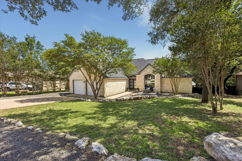 Virtual tour of 15103 Sun Bird LN