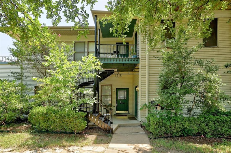 Virtual tour of 1513 Enfield RD
