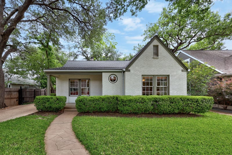 Virtual tour of 1517 W 29th ST