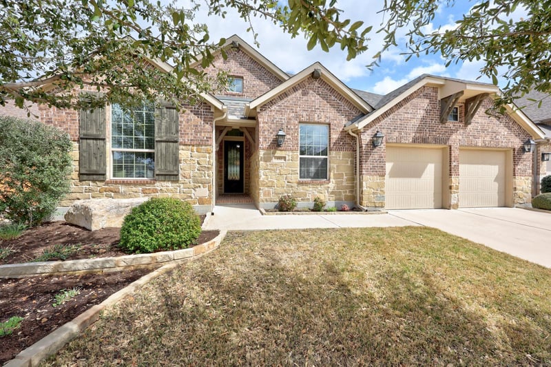 Virtual tour of 152 Fannin Battleground Ln
