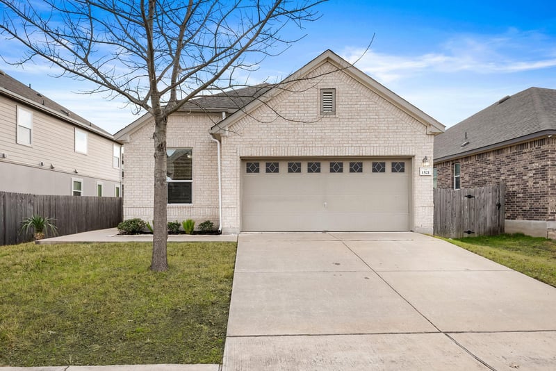 Virtual tour of 1521 Gautami DR