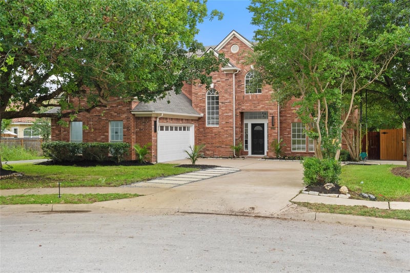 Virtual tour of 15239 Calaveras Dr