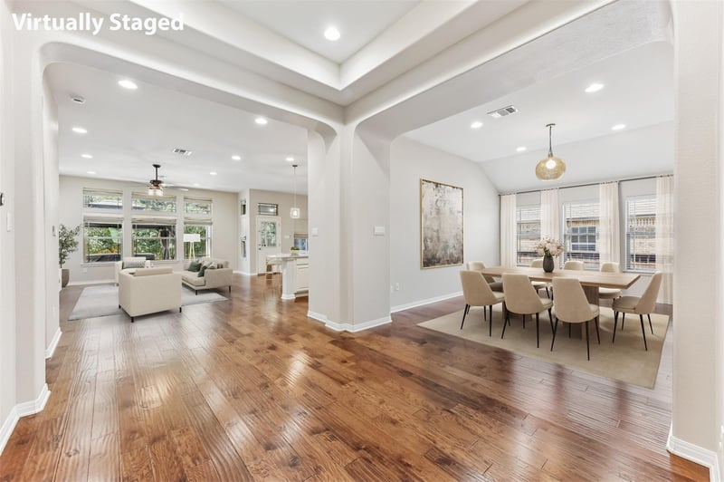 Virtual tour of 1525 Graford ST