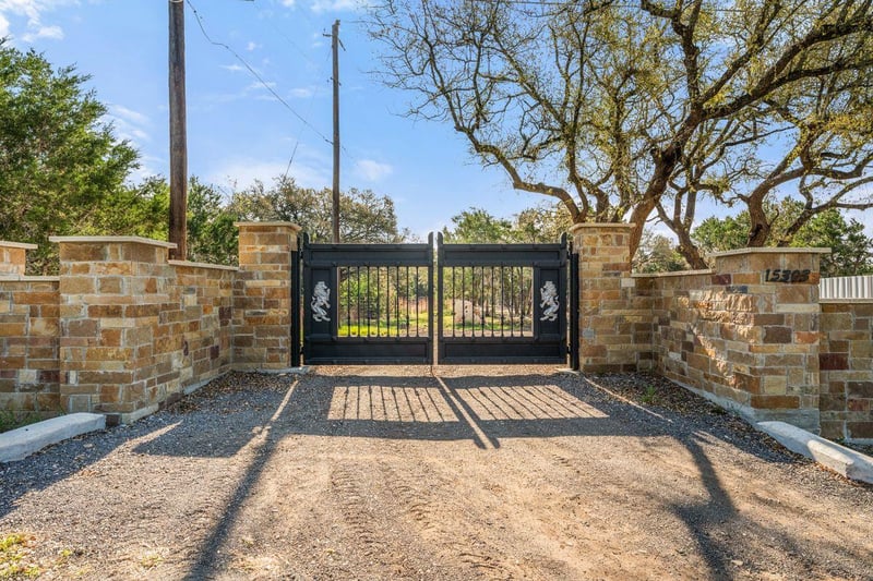 Virtual tour of 15303 Faubion TRL