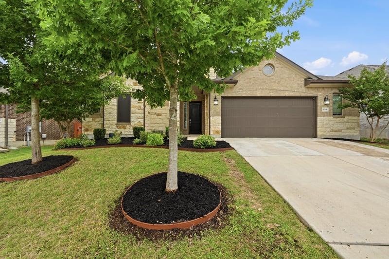 Virtual tour of 154 Ashleaf DR