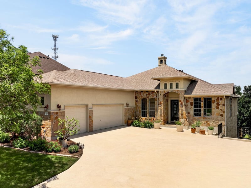 Virtual tour of 15406 Joseph DR