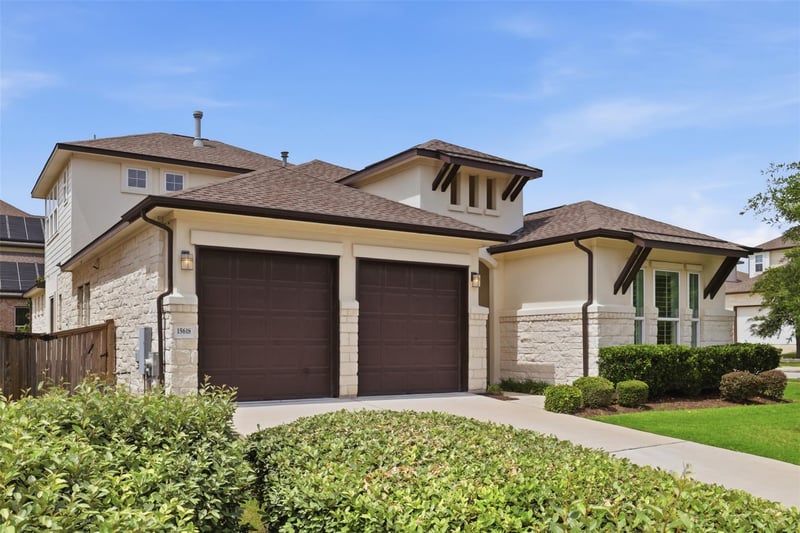 Virtual tour of 15618 Bended Knee DR
