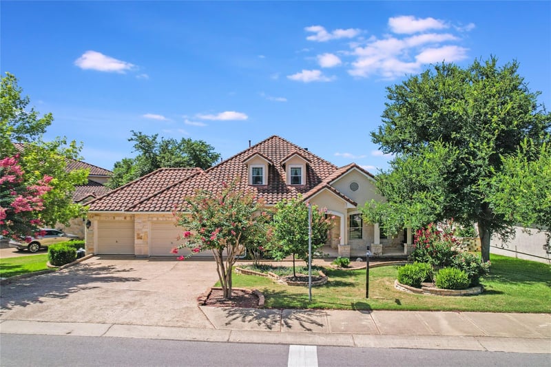 Virtual tour of 15716 Spillman Ranch LOOP