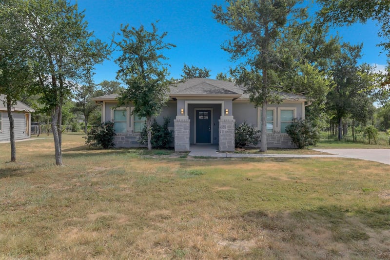 Virtual tour of 159 La Fortuna DR