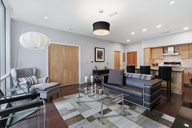 Virtual tour of 1600 Barton Springs RD Unit #1106