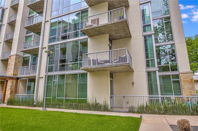 Virtual tour of 1600 Barton Springs RD Unit #3201