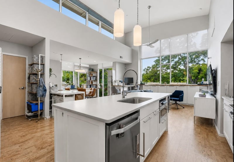 Virtual tour of 1600 Barton Springs RD Unit #5406