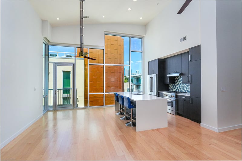 Virtual tour of 1600 Barton Springs Rd Unit #5601