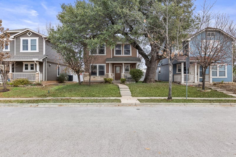 Virtual tour of 1602 Big Thicket Dr