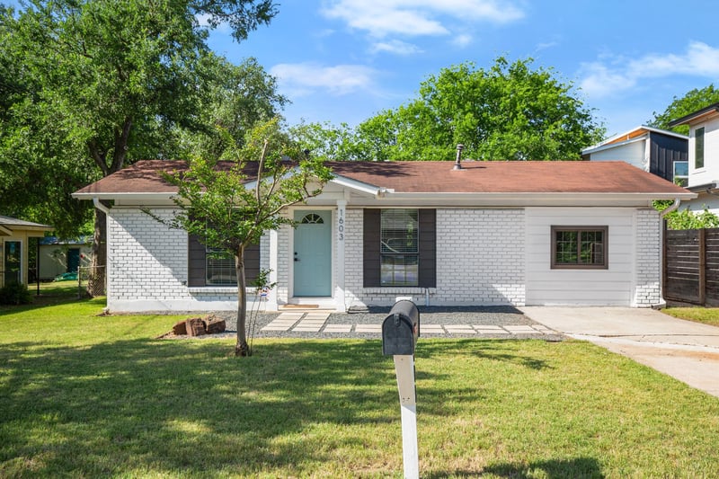 Virtual tour of 1603 Grayford DR