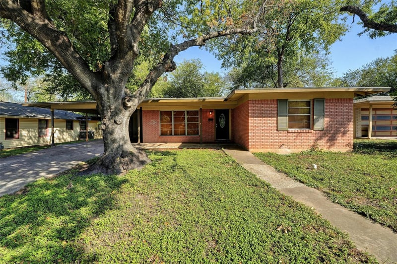Virtual tour of 1604 Briarcliff Blvd