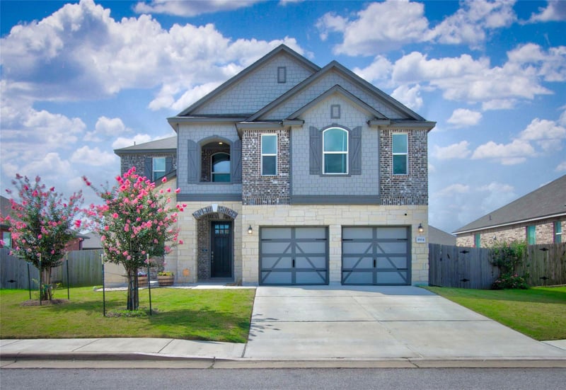 Virtual tour of 1604 Foxglove DR