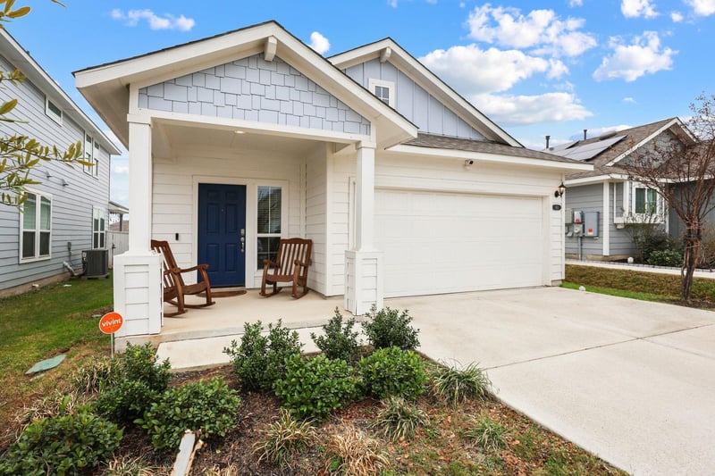 Virtual tour of 161 Appleberry LN