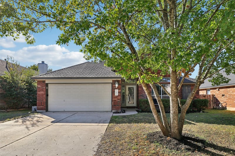 Virtual tour of 161 Clear Springs Holw