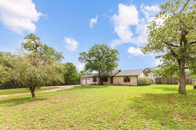 Virtual tour of 161 Still Forest DR