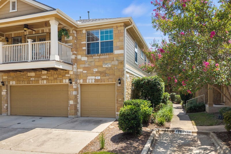Virtual tour of 16100 S Great Oaks DR Unit #102