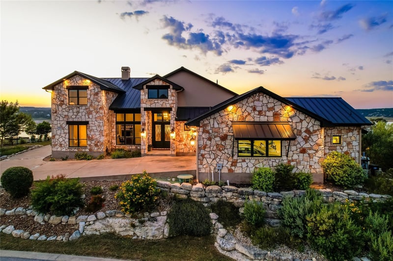 Virtual tour of 1612 Watercliffe DR