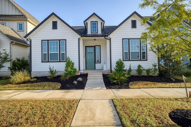 Virtual tour of 162 Adelton BLVD
