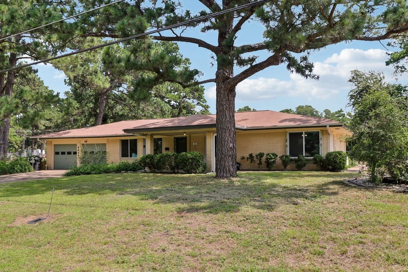 Virtual tour of 162 Indian Oak DR