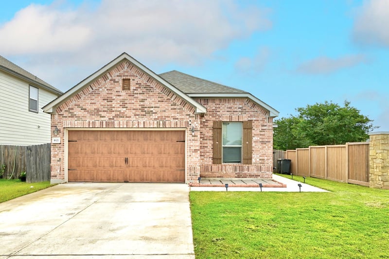 Virtual tour of 1621 Dragonfly Loop