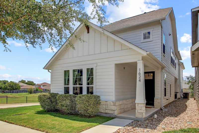 Virtual tour of 1624 Coral Sunrise TRL