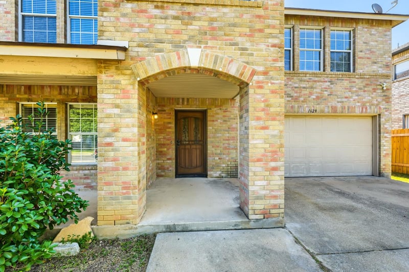 Virtual tour of 1629 Balsam WAY