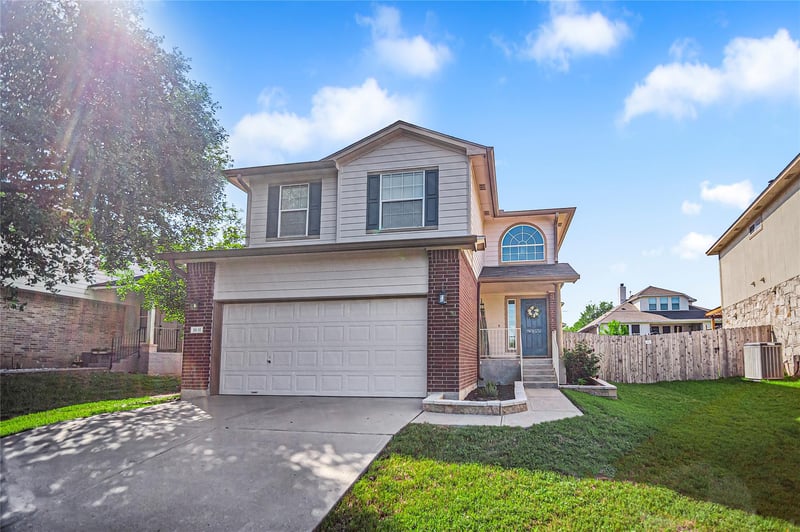 Virtual tour of 1631 Plume Grass Pl
