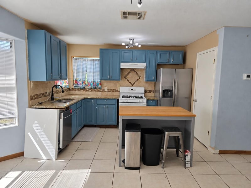 Virtual tour of 16311 Mill Creek Rd