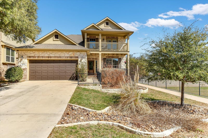 Virtual tour of 165 Crescent Heights Dr