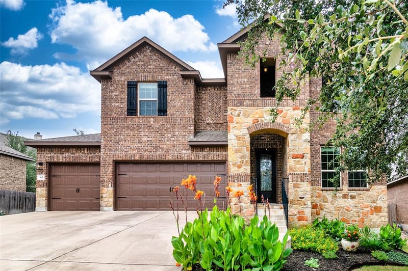 Virtual tour of 165 Rock Cliff Ct