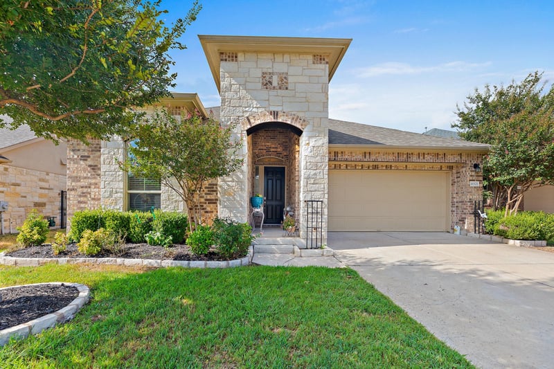 Virtual tour of 16521 Pallazo DR