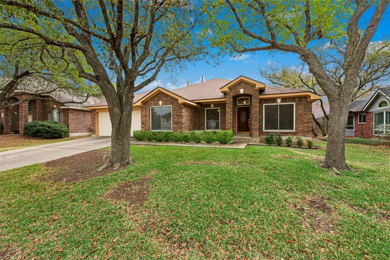 Virtual tour of 16605 Denise DR