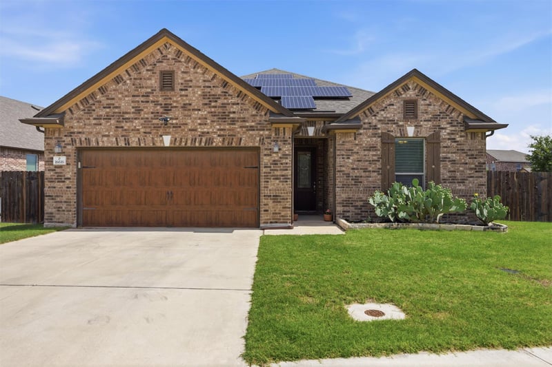 Virtual tour of 16616 Brogan LN