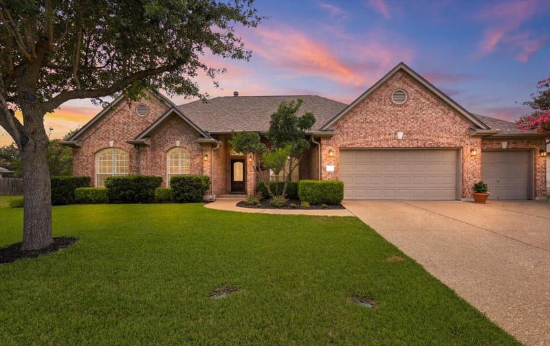 Virtual tour of 16632 Malaga Hills DR