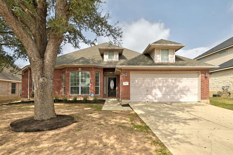 Virtual tour of 1681 Amberwood Loop