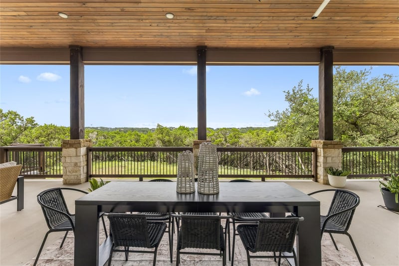 Virtual tour of 169 Longwood DR