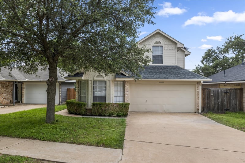 Virtual tour of 16900 Village Oak LOOP