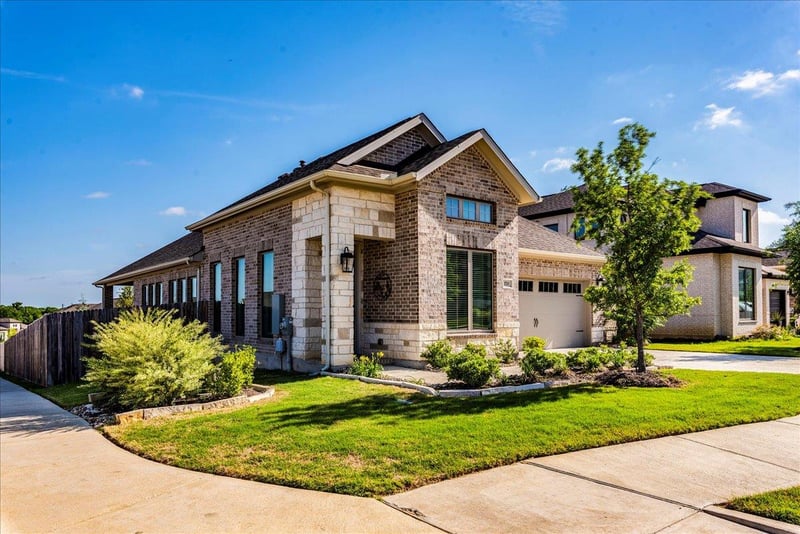 Virtual tour of 170 Alice Jane LN